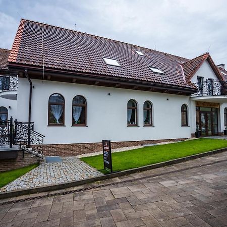 Hotel Palatin Oravsky Podzamok Exteriör bild