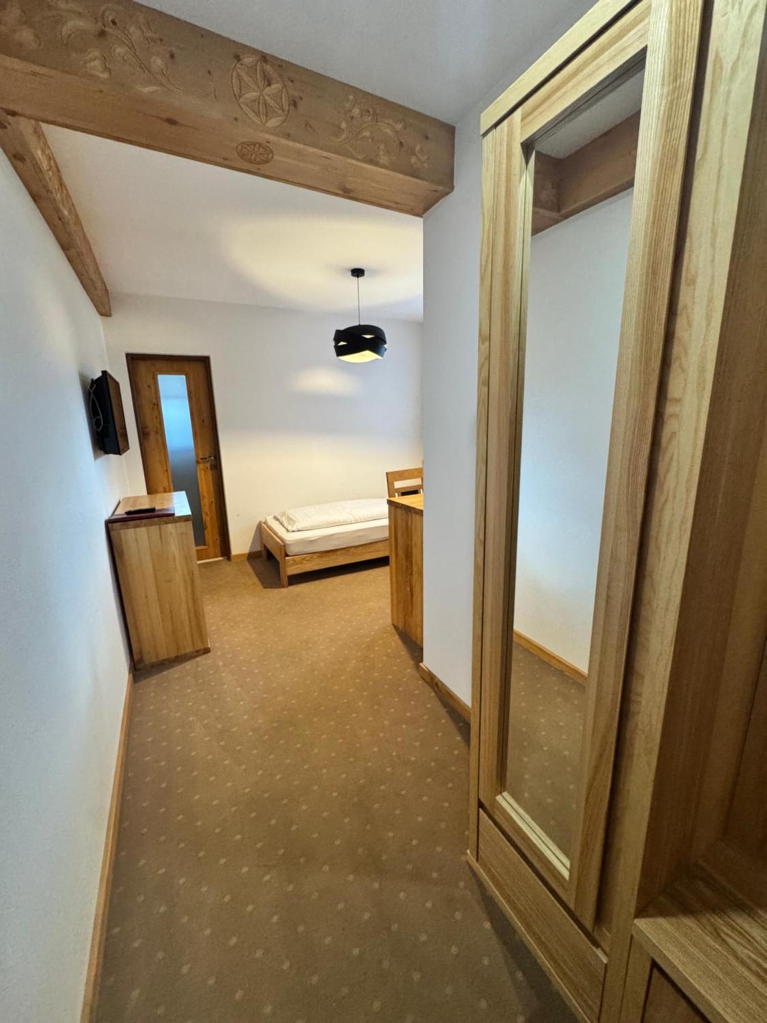 Hotel Palatin Oravsky Podzamok Exteriör bild